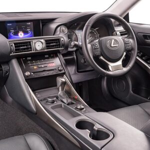 LEXUS IS200t