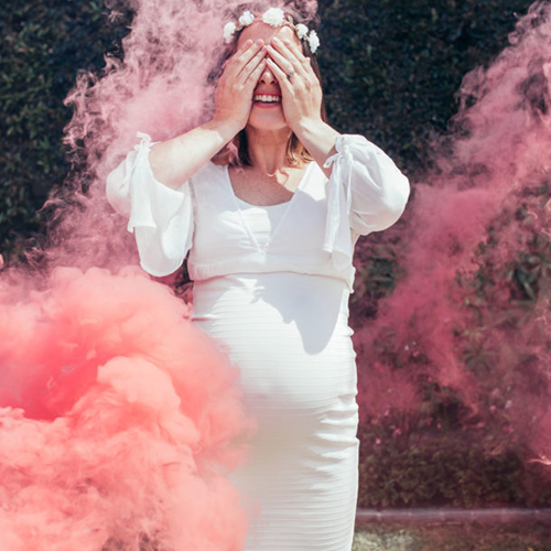 Everything You Need To Know About Smoke Bomb Photography