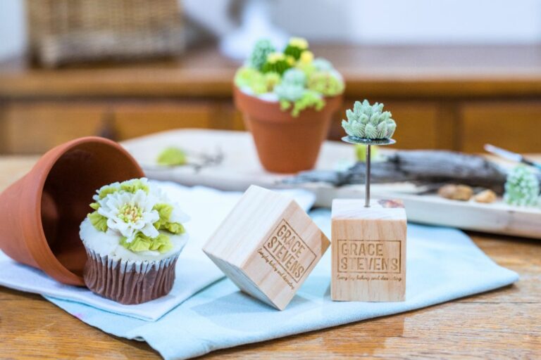 Succulent Summer – Tips for Piping Scrumptious Succulents
